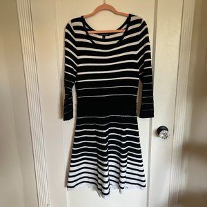 41 Hawthorn Black and White Striped Long Sleeve Dress - Size L